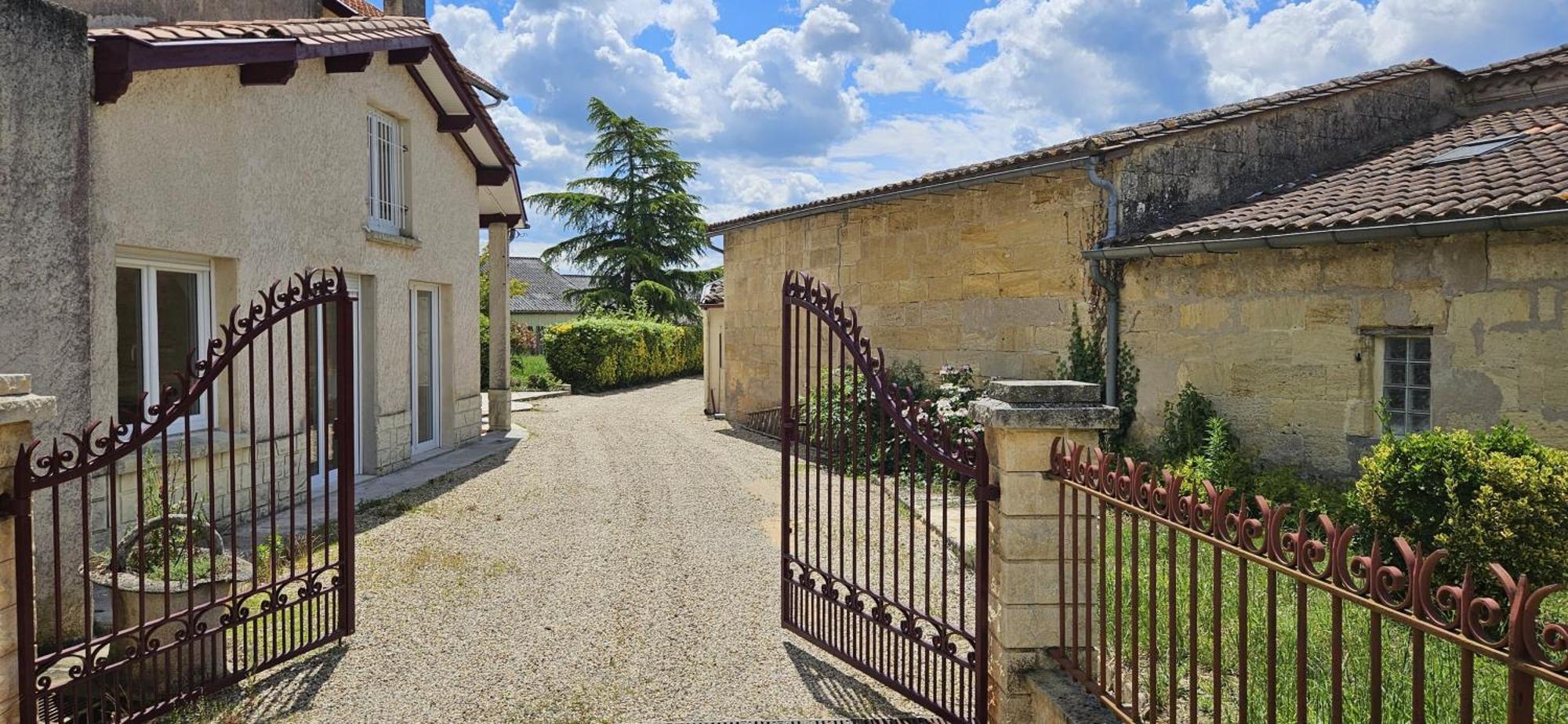 Chambres D'Hote & Gite Chateau Le Conte - Saint Emilion Exteriér fotografie